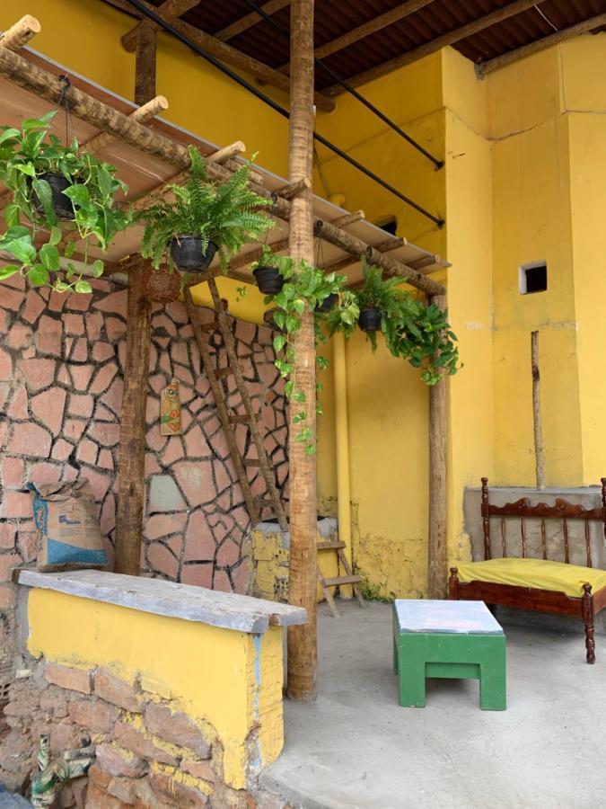 Quinca'S Hostel Lencois Exterior photo